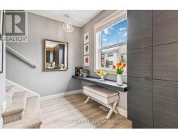 15 - 1040 CORONATION DRIVE - 25