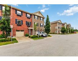 15 - 1040 CORONATION DRIVE - 4