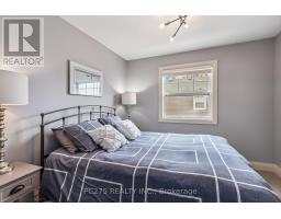 15 - 1040 CORONATION DRIVE - 40