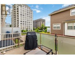 15 - 1040 CORONATION DRIVE - 44