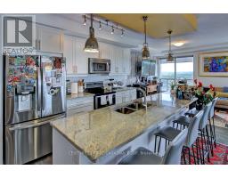 2108 - 330 RIDOUT STREET N - 7