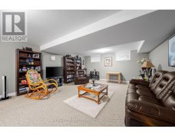 12 - 1 VINEDEN DRIVE - 29