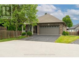 12 - 1 VINEDEN DRIVE - 38