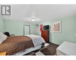 1432 NORMAN PLACE - 32