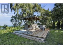 3692 BEVERLY GLEN - 36