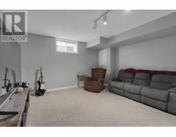 3 - 410 AMBLESIDE DRIVE - 25