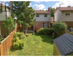 63 WALMER GARDENS - 29