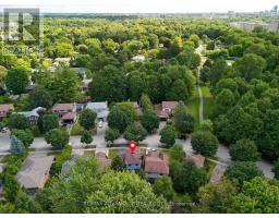 63 WALMER GARDENS - 38