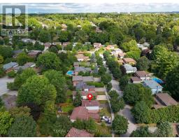 63 WALMER GARDENS - 39