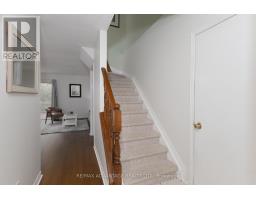 63 WALMER GARDENS - 6