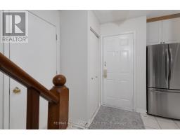 63 WALMER GARDENS - 7