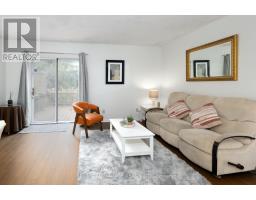 63 WALMER GARDENS - 8