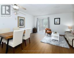 63 WALMER GARDENS - 9