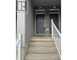 990 DEVERON CRESCENT - 3