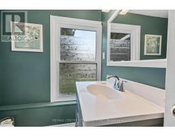 32 DIEPPE DRIVE - 17