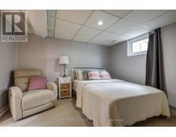 260 TWEEDSMUIR AVENUE - 37