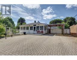 260 TWEEDSMUIR AVENUE - 5