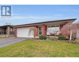 258 COLETTE DRIVE - 3
