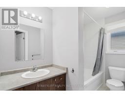 69 YVONNE CRESCENT - 22