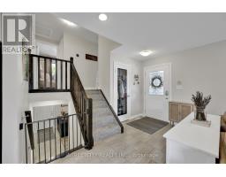 82 ALAYNE CRESCENT - 2