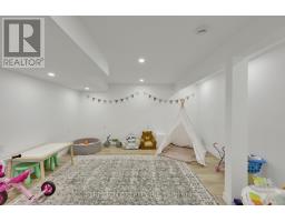 82 ALAYNE CRESCENT - 22