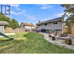 82 ALAYNE CRESCENT - 25