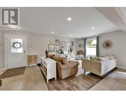 82 ALAYNE CRESCENT - 3