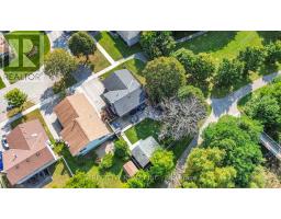 82 ALAYNE CRESCENT - 31