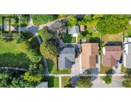 82 ALAYNE CRESCENT - 33