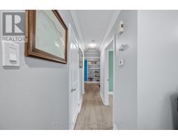 47 PATIENCE CRESCENT - 13