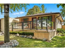 47 PATIENCE CRESCENT - 2