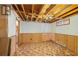 47 PATIENCE CRESCENT - 25