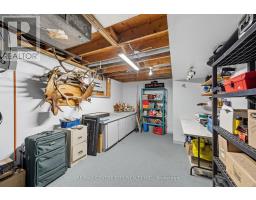 47 PATIENCE CRESCENT - 28