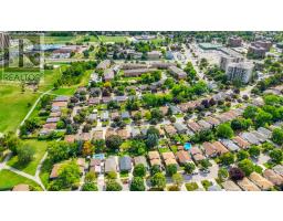 47 PATIENCE CRESCENT - 38