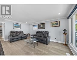 47 PATIENCE CRESCENT - 5