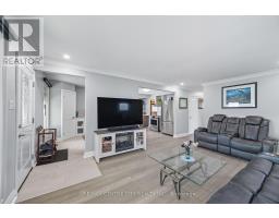 47 PATIENCE CRESCENT - 8