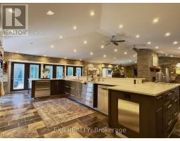 1511 GEARY AVENUE - 7