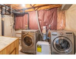 26 ACTON CRESCENT - 34