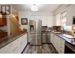 59 WILKINS CRESCENT - 11