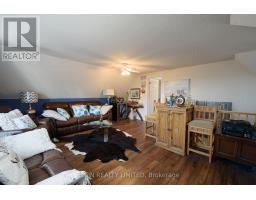 59 WILKINS CRESCENT - 26