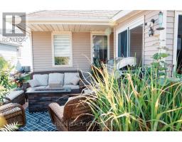 59 WILKINS CRESCENT - 34