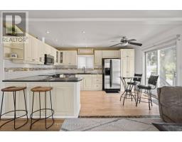 26 OAK STREET - 15