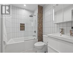 930 WELLINGTON STREET - 30