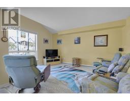 1128 STAGHORN CRESCENT - 18