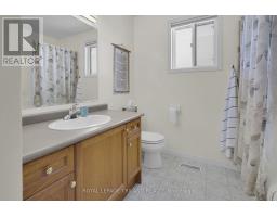 1128 STAGHORN CRESCENT - 32