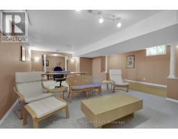 1128 STAGHORN CRESCENT - 37