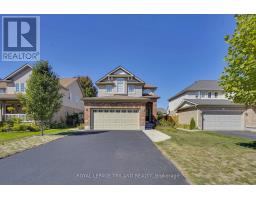 1128 STAGHORN CRESCENT - 4