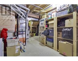 1128 STAGHORN CRESCENT - 41