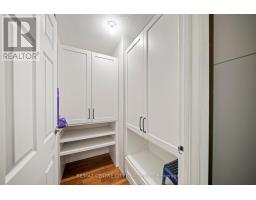202 - 9 JACKSWAY CRESCENT - 8