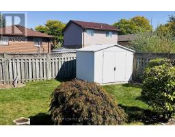 9 SPEIGHT CRESCENT - 20